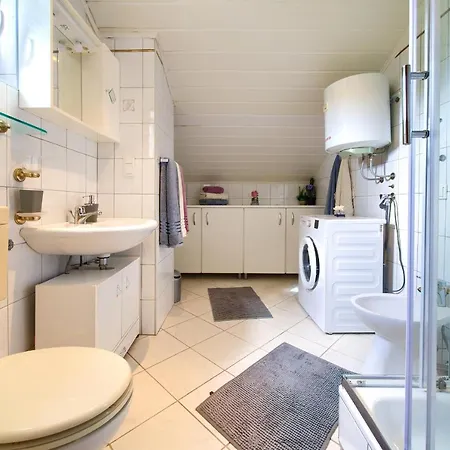 Apartman Mladen Vrh (Krk)