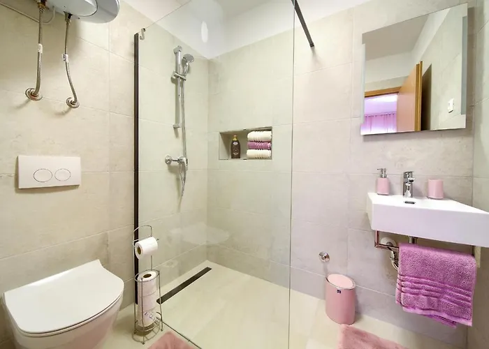 Mladen Апартаменты *