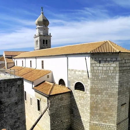 Mladen Appartamento Vrh (Krk)